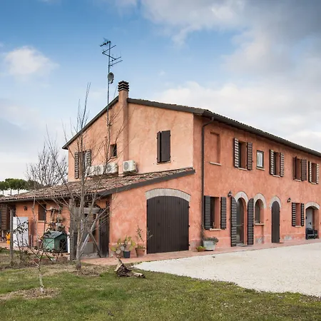 בית חווה La Lenticchia פראטה טרמה